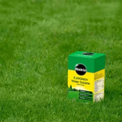Miracle-Gro Water Soluble Lawn Food - 200m² -Elise Bloom 12808721 5454832955646332