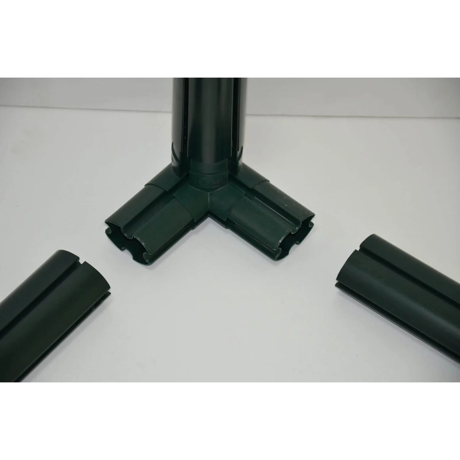 Palram 8X8Canopia Hobby Gardener Greenhouse - Green 11 Palram 8X8Canopia Hobby Gardener Greenhouse - Green - Image 9