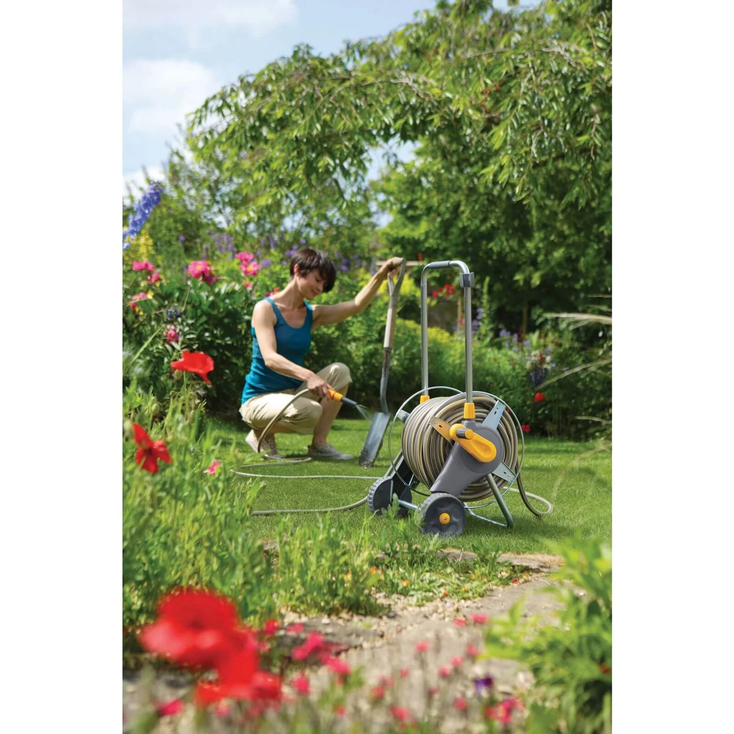 Hozelock Assembled 60m Metal Cart 4 Hozelock Assembled 60m Metal Cart - Image 2