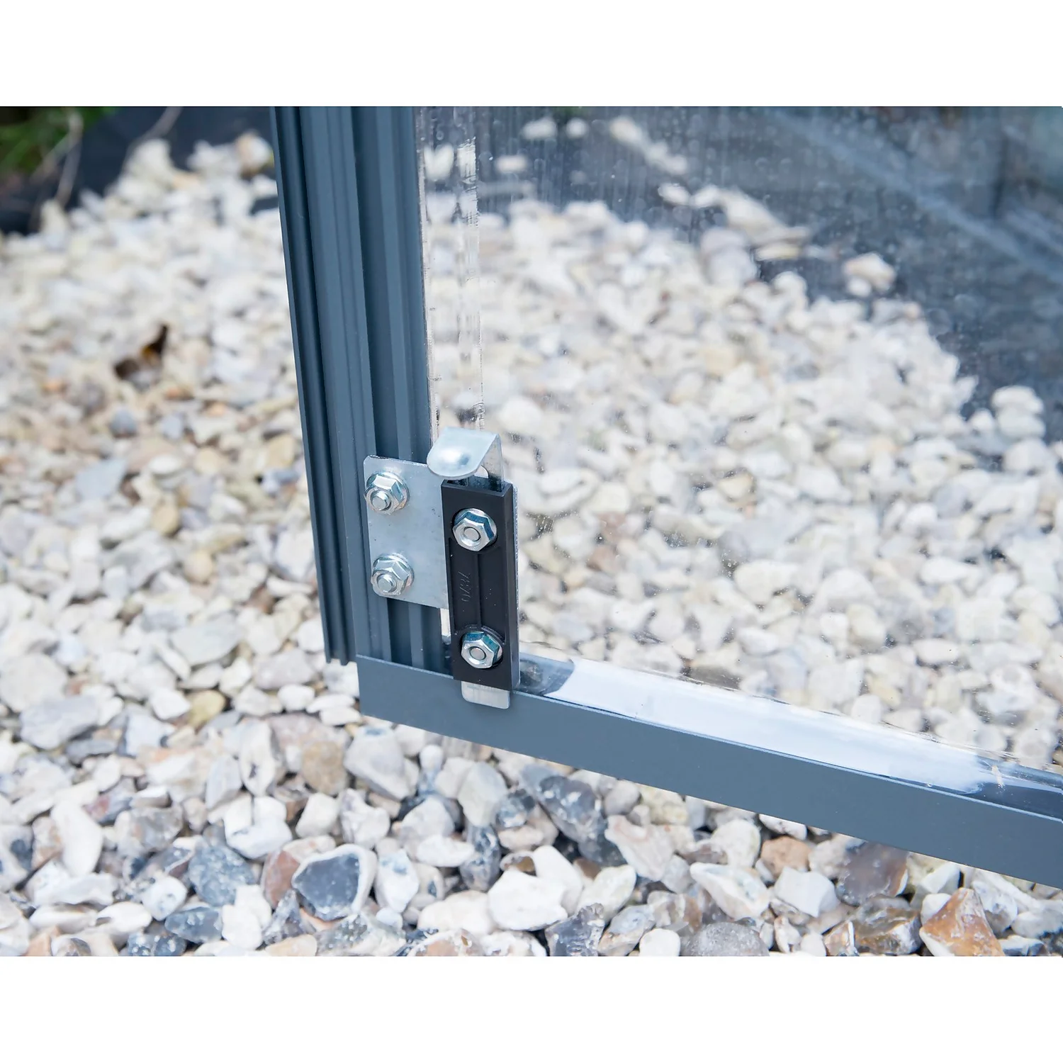 Palram 8ft Canopia Oasis Hexagonal Greenhouse - Grey 7 Palram 8ft Canopia Oasis Hexagonal Greenhouse - Grey - Image 5