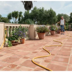 Hozelock Expanding Superhoze Hose - 15m 7 Hozelock Expanding Superhoze Hose - 15m -Elise Bloom 12826651 8024833170373378