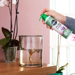 Miracle-Gro Pump & Feed Orchid Food - 200ml 9 Miracle-Gro Pump & Feed Orchid Food - 200ml -Elise Bloom 12834803 1414833168173133