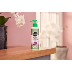 Miracle-Gro Pump & Feed Orchid Food - 200ml 10 Miracle-Gro Pump & Feed Orchid Food - 200ml -Elise Bloom 12834803 3284833168314835