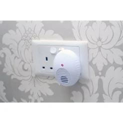 Beacon Mouse And Rat Repeller - 46m2 Range (Pack Of 3) -Elise Bloom 12838351 1354833195673410