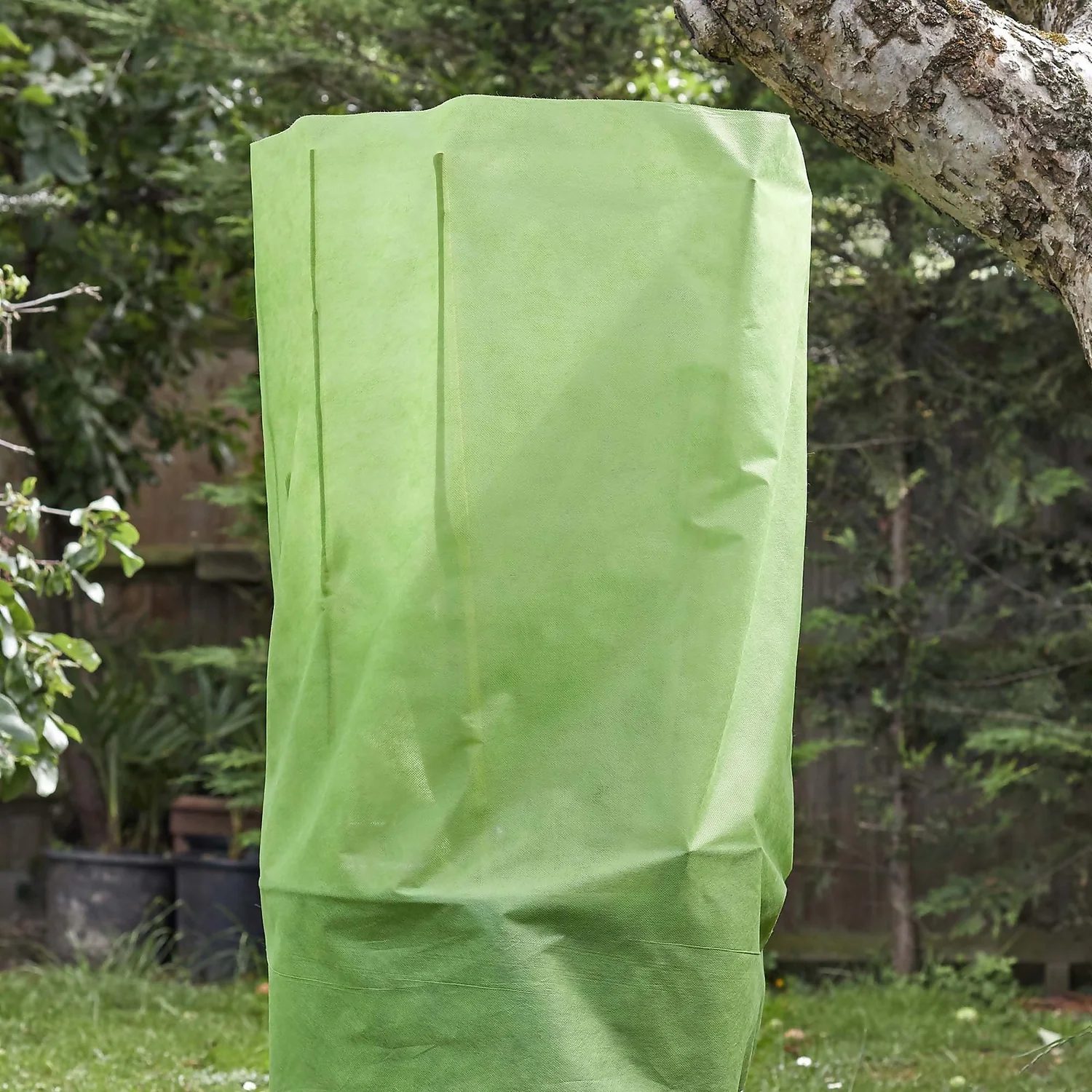 Smart Garden Heavy Duty Frost Fleece - 10 X 1.5m 3 Smart Garden Heavy Duty Frost Fleece - 10 X 1.5m