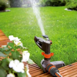 GARDENA Pulse Spike Water Sprinkler -Elise Bloom 13489629 1324924640425386