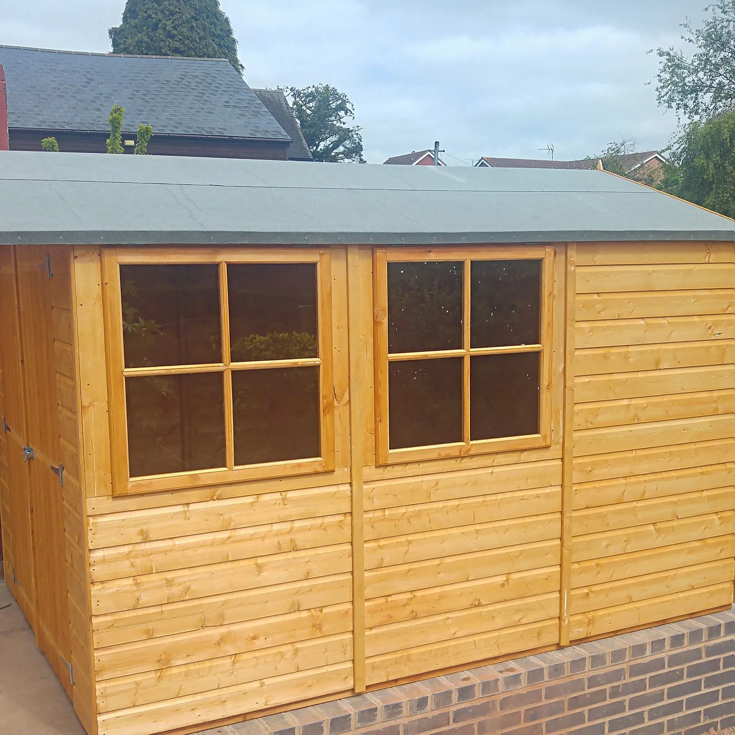 Shire 7 X 10ft Guernsey Double Door Garden Shed 8 Shire 7 X 10ft Guernsey Double Door Garden Shed - Image 6
