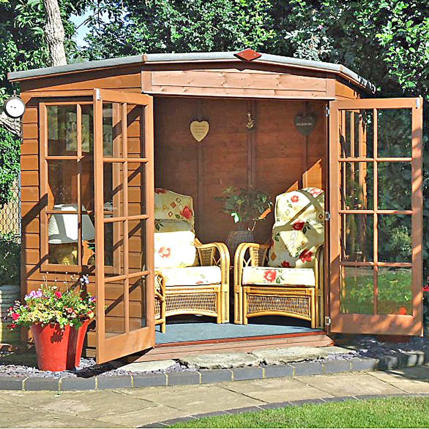 Shire 8x8ft Hampton Summerhouse - Including Installation 11 Shire 8x8ft Hampton Summerhouse - Including Installation - Image 9
