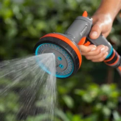 GARDENA Comfort Multi-Sprayer 16 GARDENA Comfort Multi-Sprayer -Elise Bloom 13514451 8234936410030456