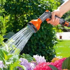 GARDENA Classic Multi-Sprayer 17 GARDENA Classic Multi-Sprayer -Elise Bloom 13514455 1614926525376956